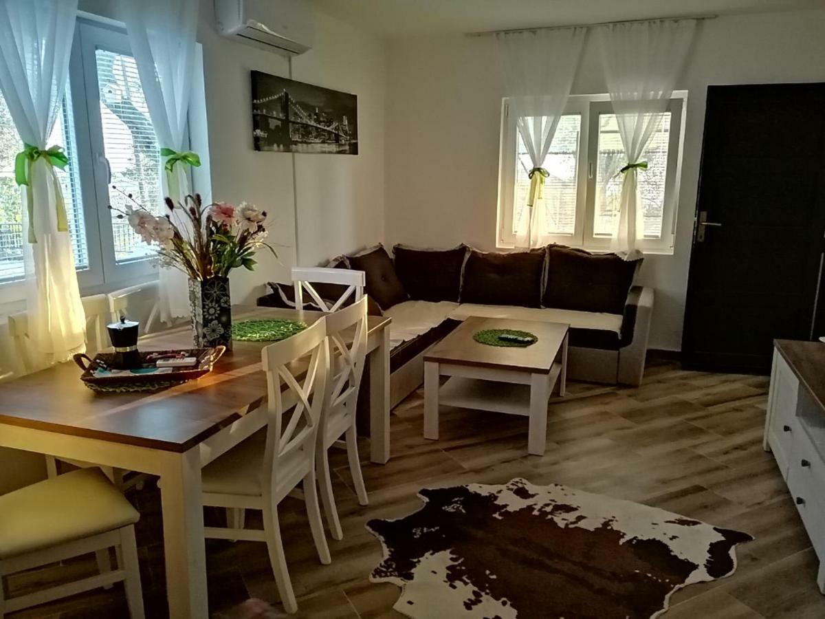 Apartman Nikocevic โดบราวอดา ภายนอก รูปภาพ